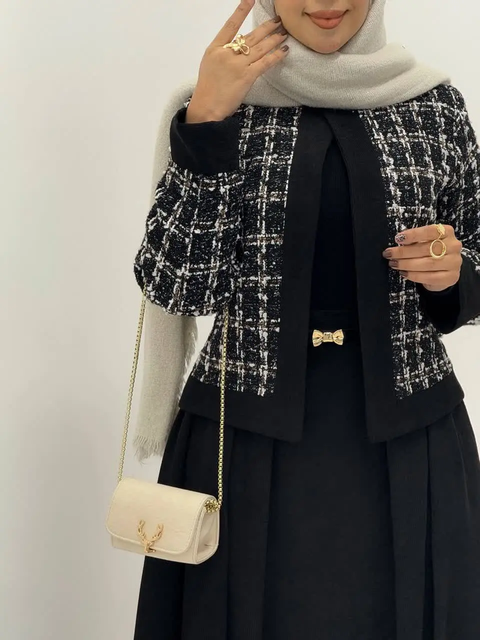 3805-کت و دامن شنل ( ایراددار )